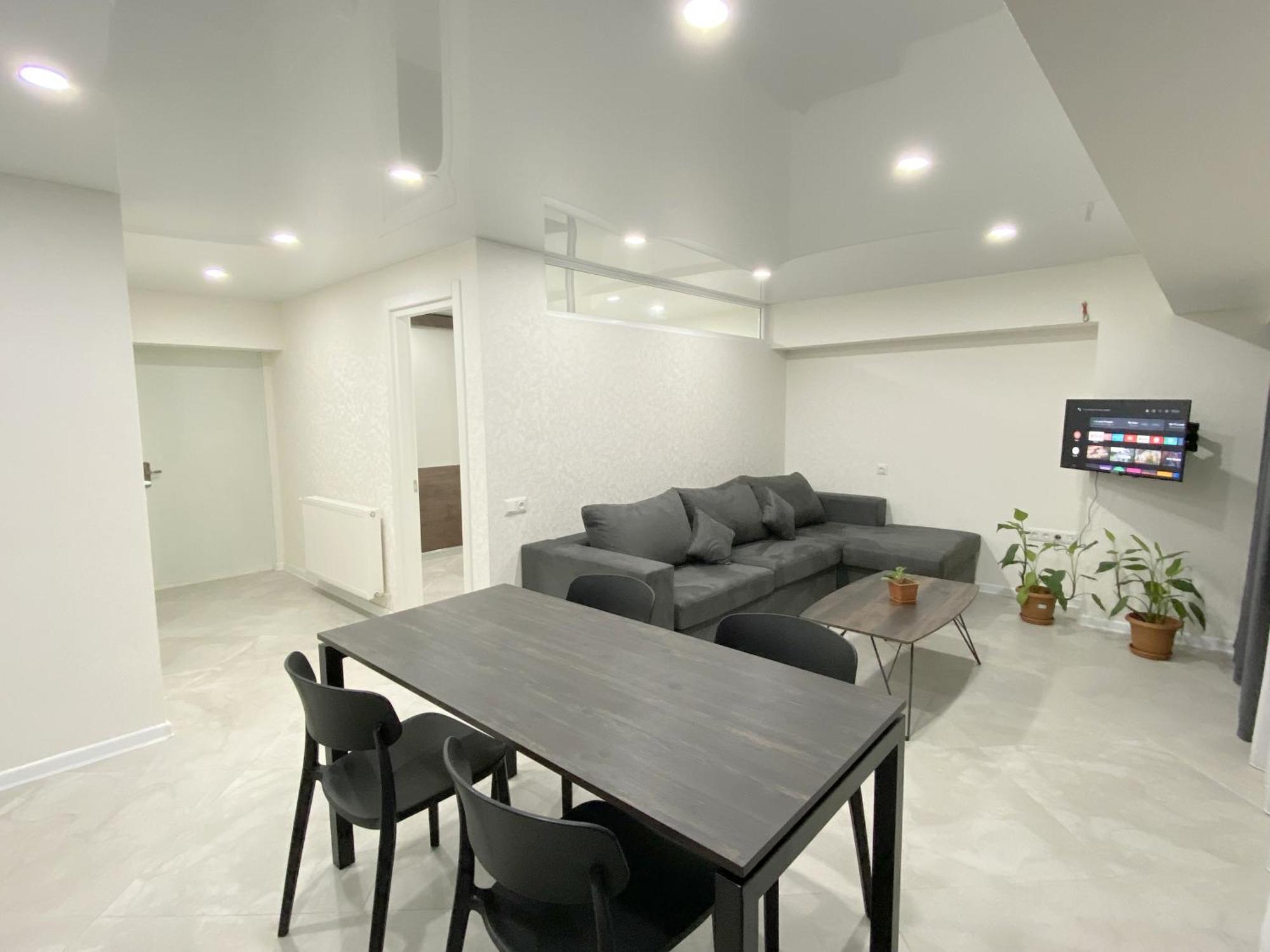 Gss Apartment Tbilisi Bagian luar foto